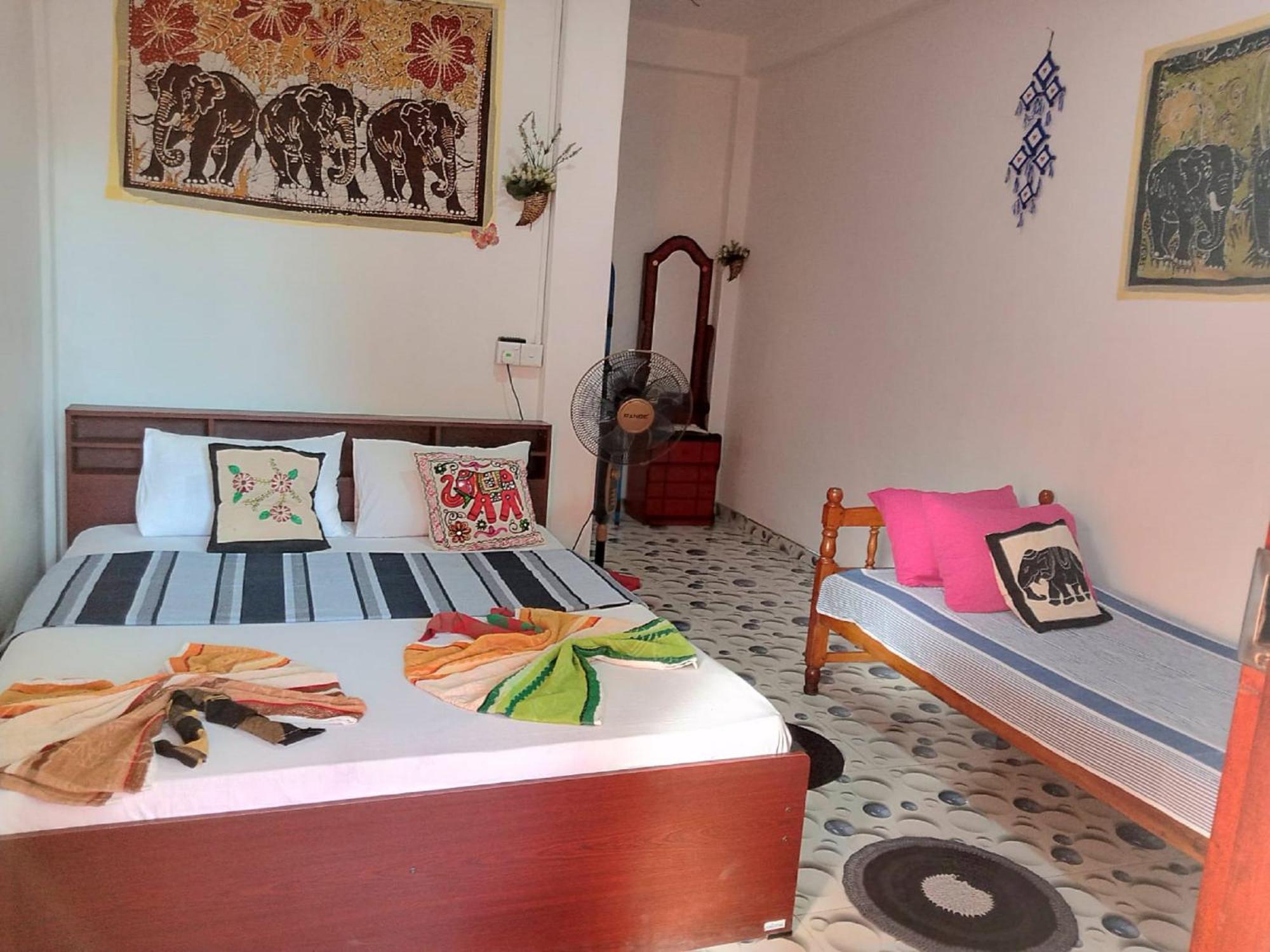 Nelum Home Stay Szigirija Kültér fotó